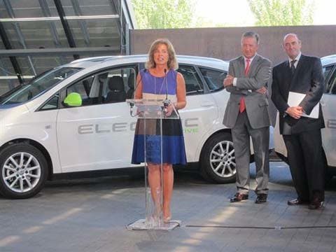 Ana Botella: el vehículo eléctrico es el futuro de las grandes ciudades