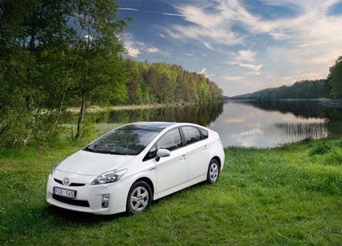 Impacto del coche eléctrico. Si la recarga de los vehículos eléctricos se hiciera en horas punta, se aumentaría la producción corriendo el riesgo de no poder hacer frente a esa demanda.
