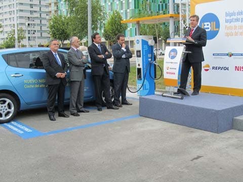 La carga rápida del vehículo eléctrico comienza su despliegue en Euskadi de la mano de Ibil y Nissan