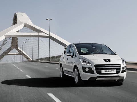 Peugeot 3008 HYbrid4 reduce sus emisiones