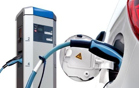 devolo presenta una solución E-Mobility para la comunicación entre las estaciones de carga y los vehículos eléctricos