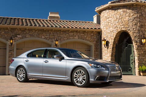 Lexus lanza el lujoso LS 600h en el mercado Español