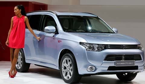 Mitsubishi Outlander híbrido enchufable: Será presentado en el Salón de Ginebra