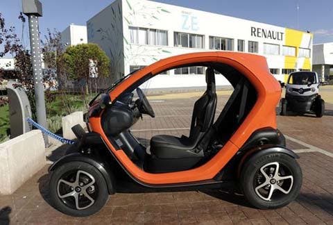 ¿Quien debe costear la implantación del coche eléctrico?
