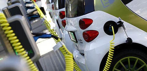 LugEnergy venderá puntos de recarga de vehículos eléctricos por internet