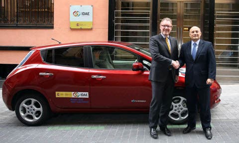 IDAE estudia la introducción del vehículo eléctrico en España