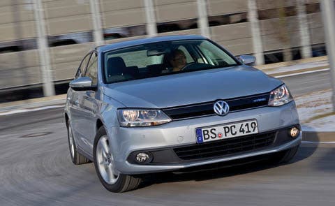 Volkswagen lanza el Jetta Hybrid más ecológico