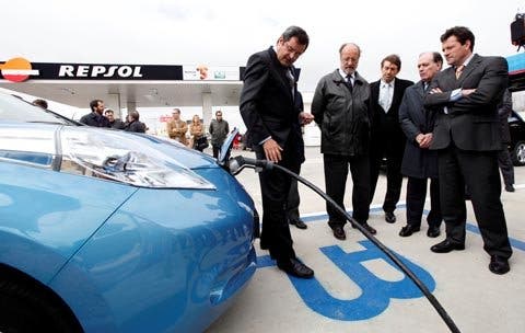 Nissan y IBIL despliegan infraestructura de carga del vehículo eléctrico