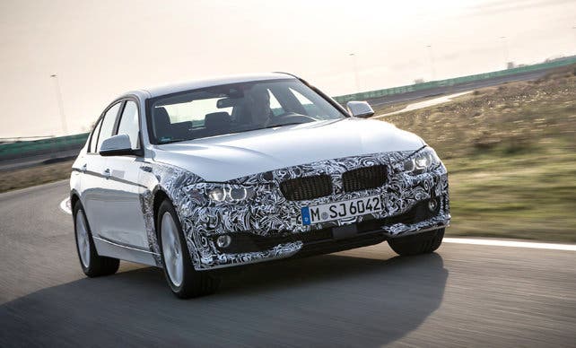 BMW Serie 3 Plug-in Hybrid, más cerca