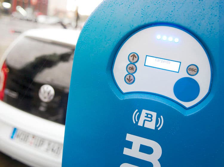 Volkswagen e IBIL impulsan el vehículo eléctrico y su recarga