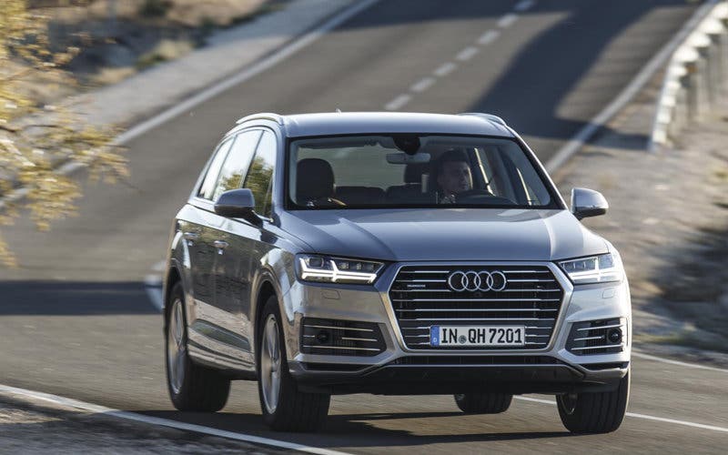 AUDI
