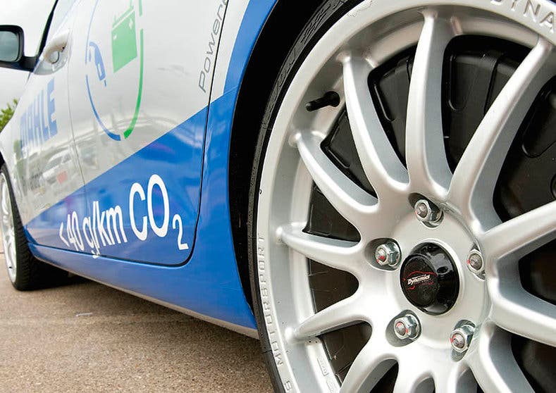 PHEV-close-up-wheel