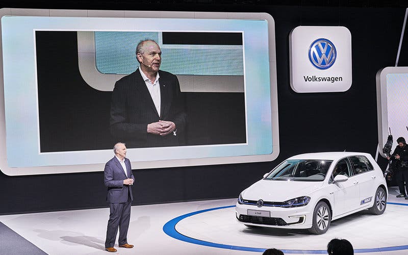 vw-egolf-2017