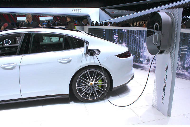 Concept EQ, Exterieur ;
Concept EQ, exterior;