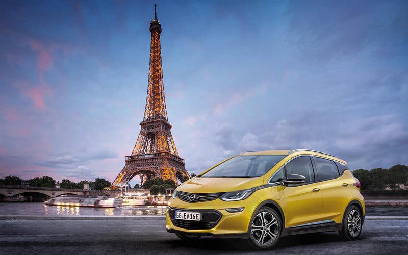 Opel Ampera E París polución