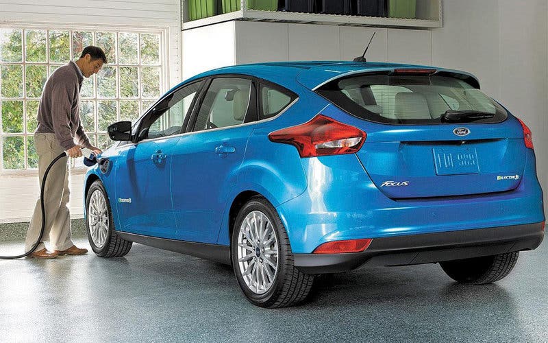 ford-focus-ev-electrico