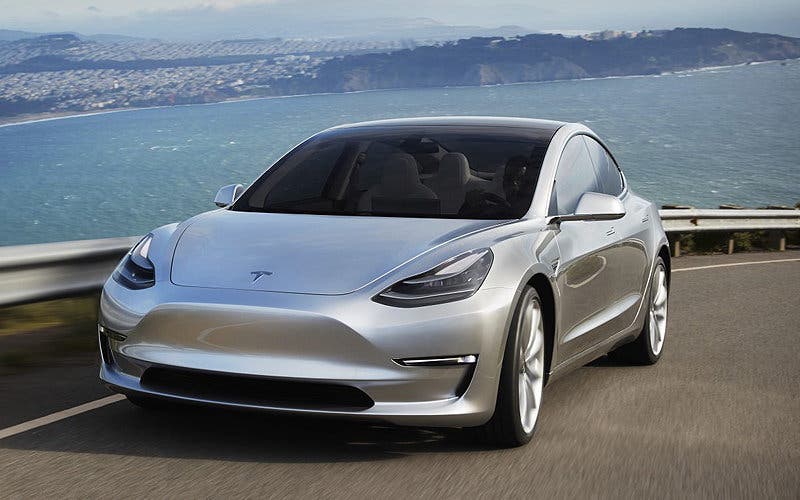 Tesla Model 3 garantia baterias