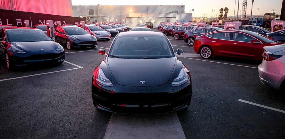 tesla model 3 interior