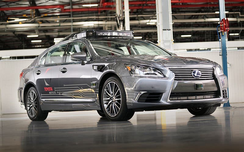 toyota-coche-autonomo-lexus-ls-tri