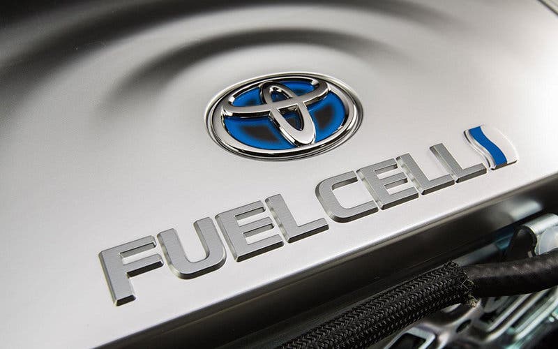 2016-toyota-mirai-press-23-1500x1000