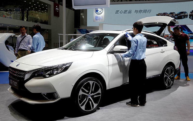 FILE PHOTO: A Venucia T90 from Dongfeng Nissan is shown at China (Guangzhou) International Automobile Exhibition in Guangzhou, China November 18, 2016.      REUTERS/Bobby Yip/File Photo
