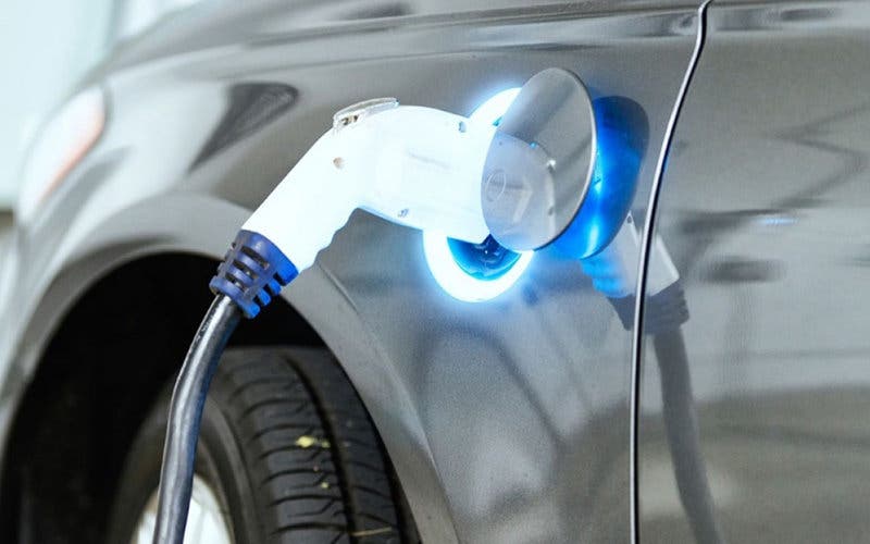 article-plan-movalt-ayudas-subvenciones-coches-ecologicos-movilidad-recarga-5a0223643491e