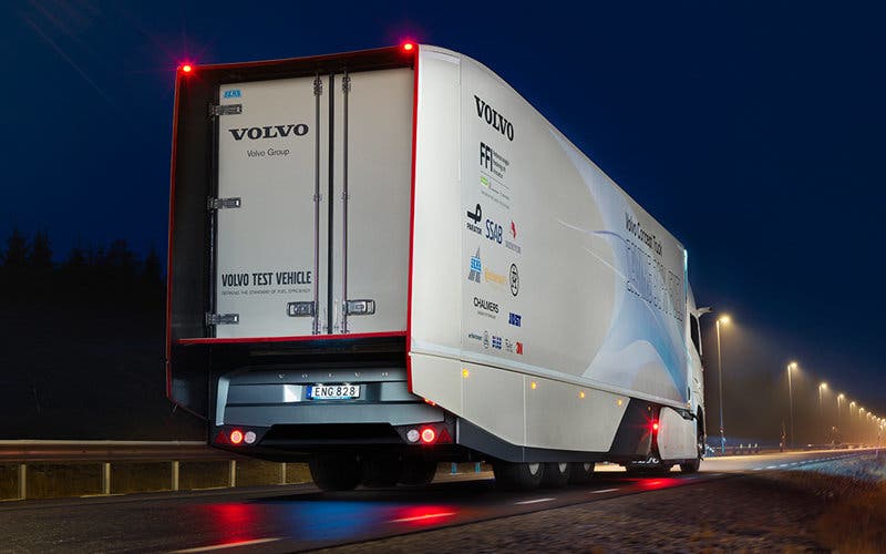 volvo-camion-hibrido
