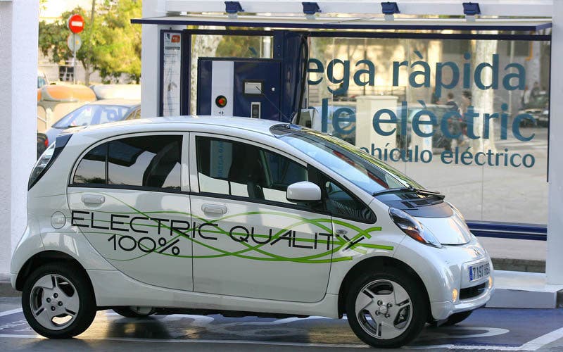 Mitsubishi_Miev-1