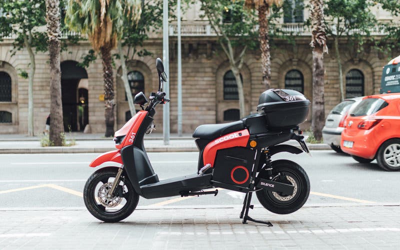 scoot-1
