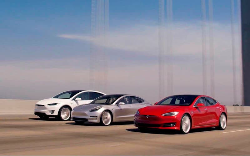 Tesla Model X, Tesla Model 3 y Tesla Model S