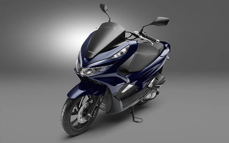 honda-production-pcx-hybrid-scooter-september-9