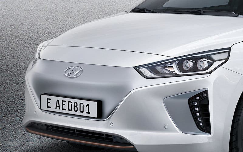 ioniq-electric-highlights-left-front-white-original