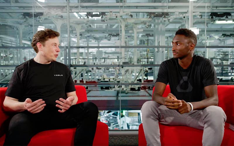 Entrevista de Marques Brownlee a Elon Musk. Fuente Youtube