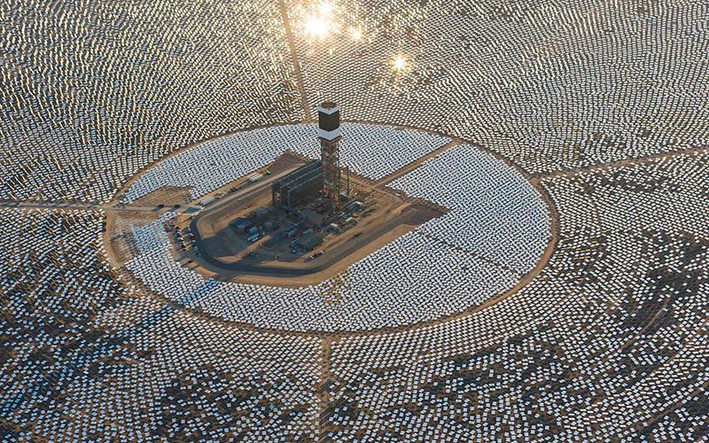 Central de energía solar de Ivanpah en el desierto de Mojave en California