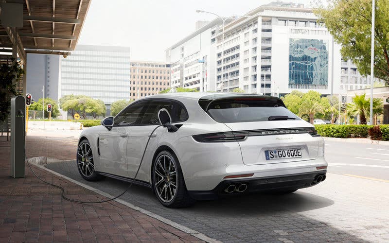 porsche-panamera