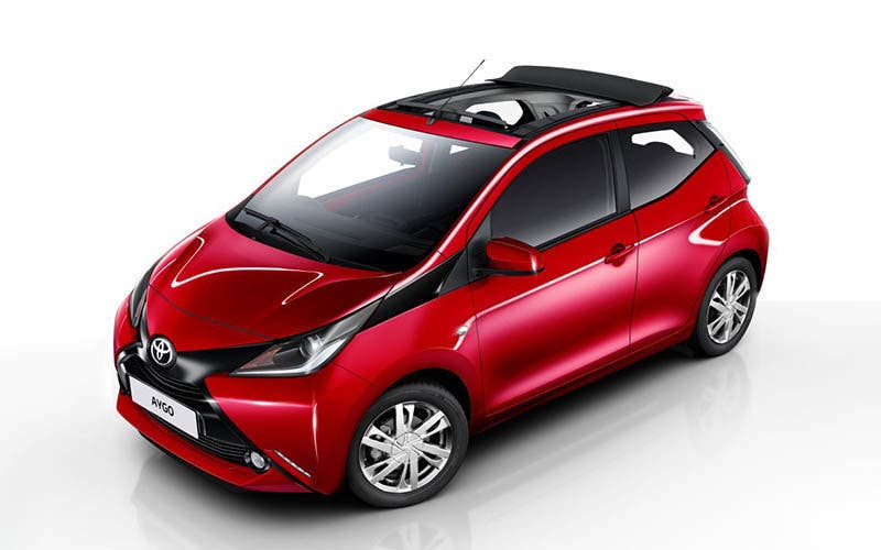 toyota-aygo-peugeot-108-citroen-c1-could-rock-down-to-electric-avenue_4