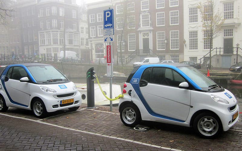 Car2Go_Amsterdam_Smart_ED_cropped