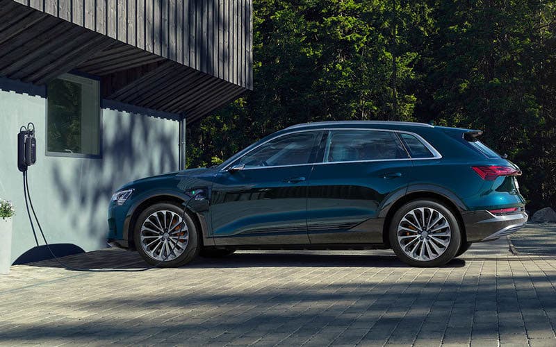 audi-e-tron-carga