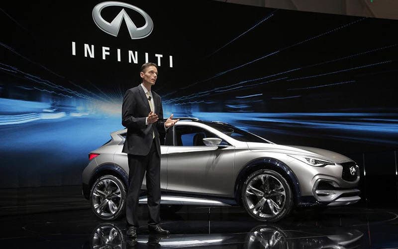 Infiniti-QX30-Media-reveal-2-March-2014-Roland-Krueger