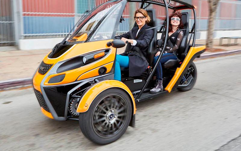 Arcimoto FUV, un triciclo eléctrico con capacidad para dos pasajeros