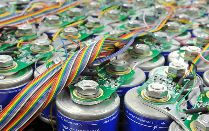 Con la compra de Maxwell Technologies Tesla suministrará supercondensadores a la industria del automóvil