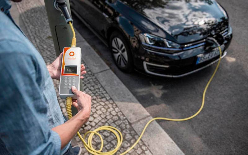 Ubitricity y Siemens instalarán 200 puntos de recarga en farolas en el distrito londinense de Richmond