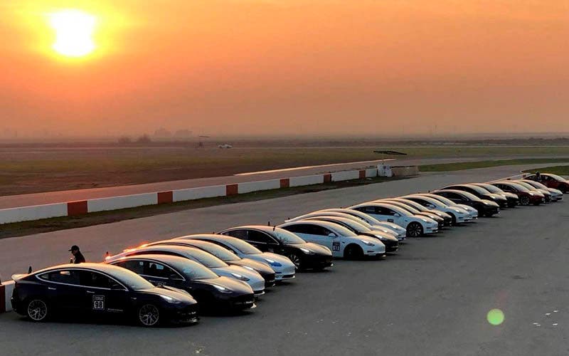 Las primeras 550 unidades del Model 3 Standar ya están listas para ser entregadas