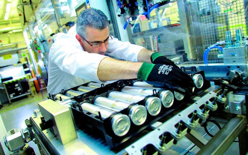 Francia contempla una estrategia general para la adopción de la movilidad eléctrica