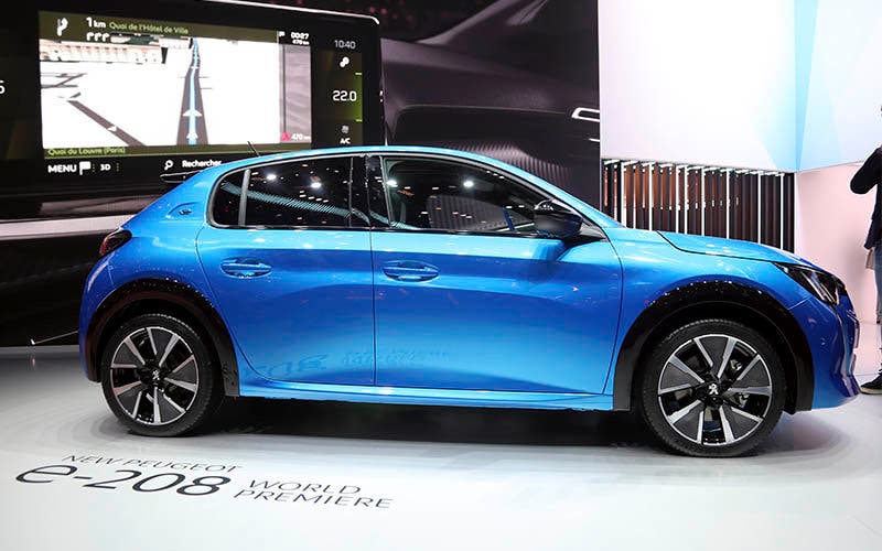 El Peugeot e-208 GT, presente en el Salón del Automóvil de Ginebra