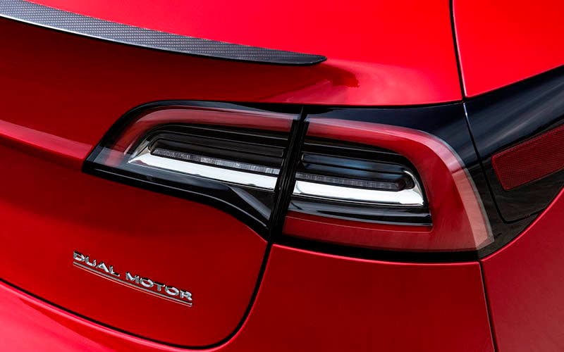 Tesla aumenta la autonomía de las versiones Long Range del Model 3 en 25 kilómetros