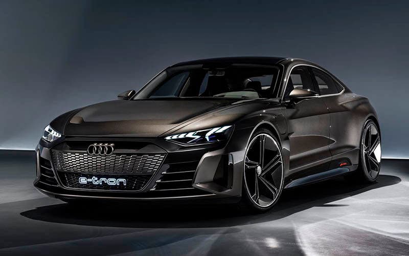 Audi e-tron GT concept, el hermano mayor de la berlina eléctrica del tamaño del A4