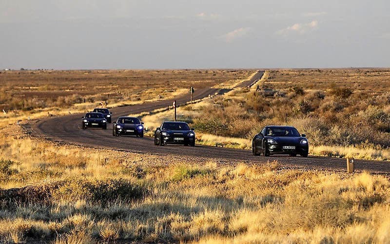 Pruebas del Porsche Taycan en Sudáfrica