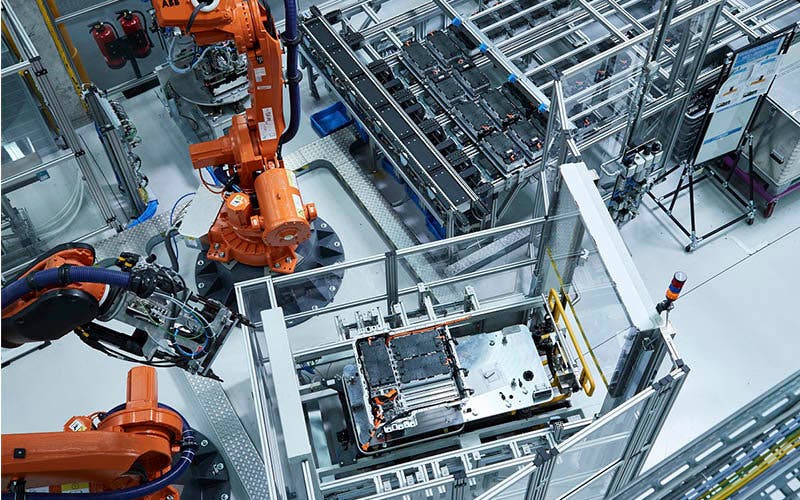 La capacidad de producción mundial de baterías aumentará un 4% cada mes
