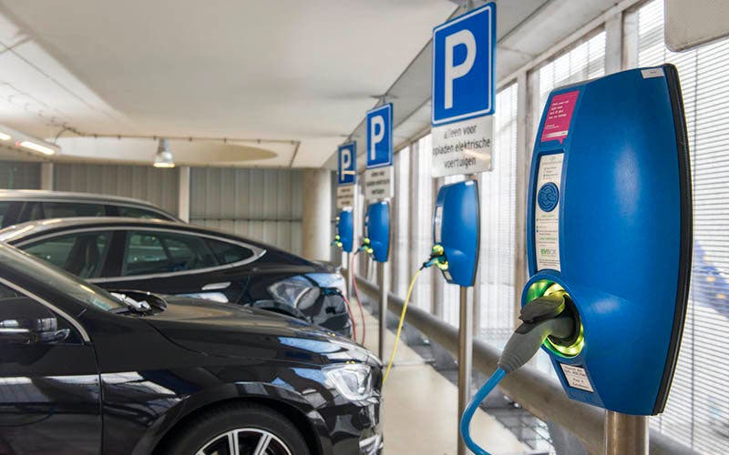 Las ventas de vehículos eléctricos crecen en 2018